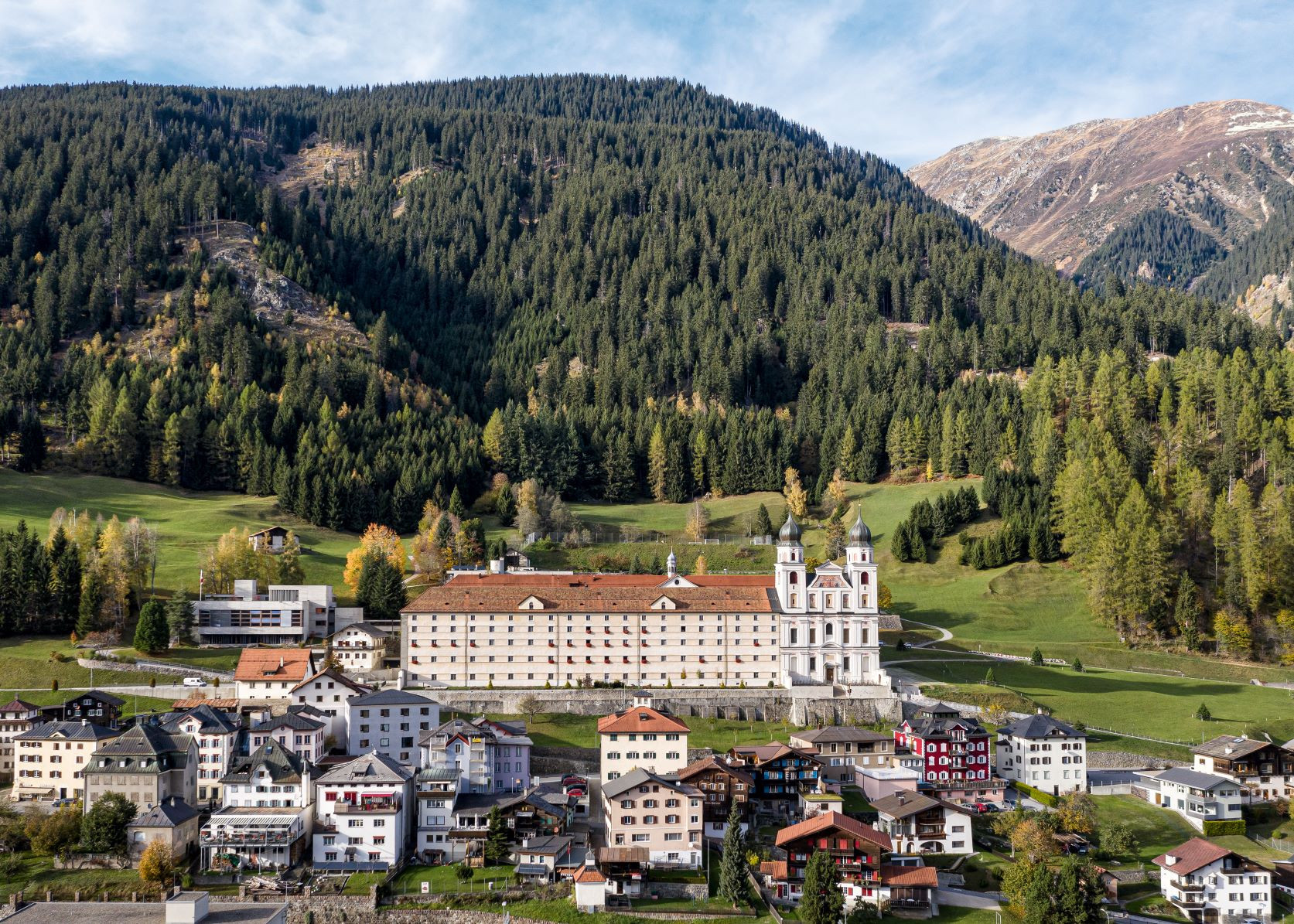 L'abbazia di Disentis e il suo collegio si presentano a Lugano