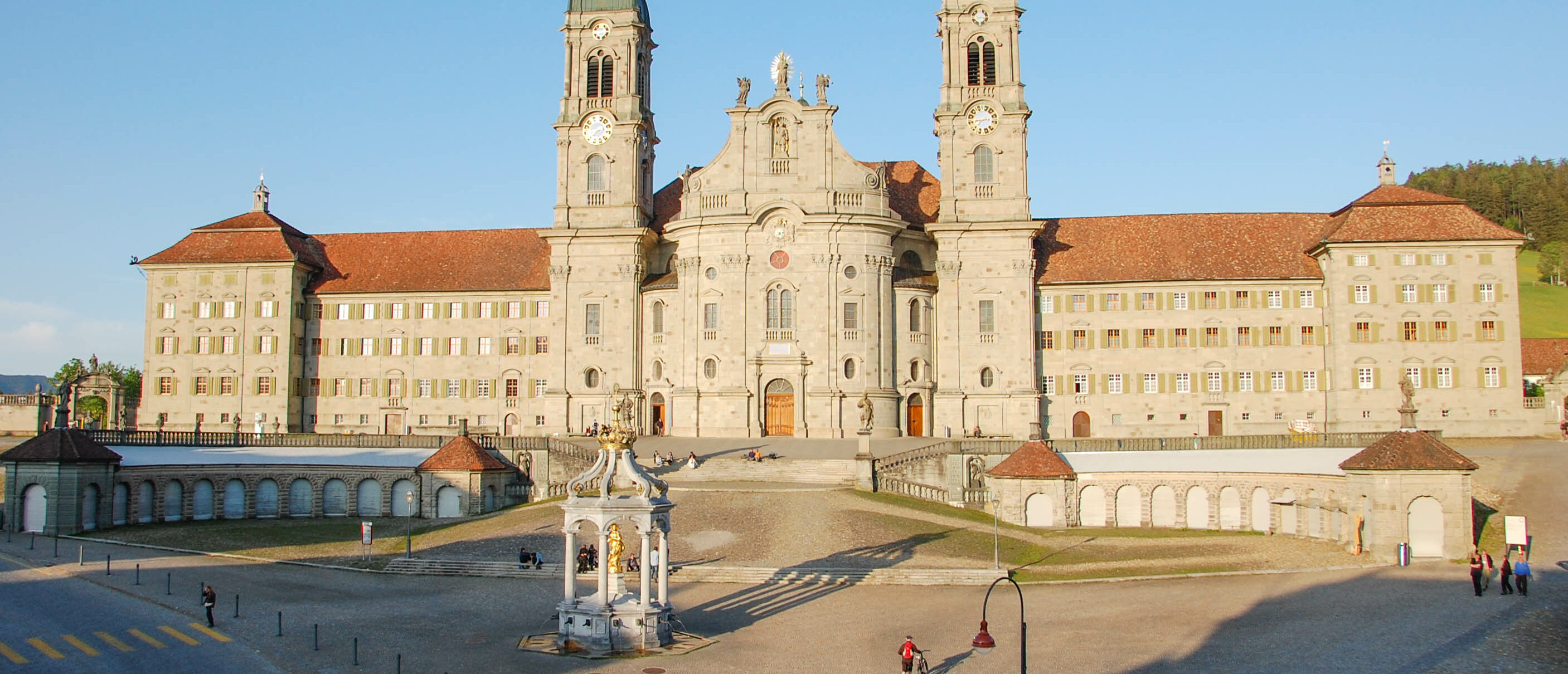 Einsiedeln: atto vandalico alla Madonna Nera