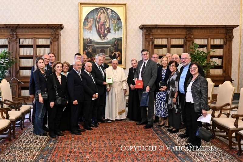 Papa  Francesco esorta ad impegnarsi affinché tutti i cristiani celebrino la Pasqua nello stesso giorno