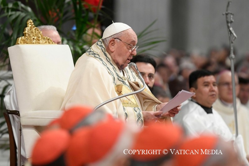 Papa Francesco: Maria salva il mondo, non c'è salvezza senza la donna