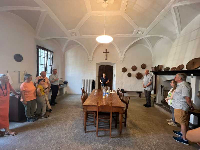 Un momento della premiazione al Centro San Giuseppe a Lugano
