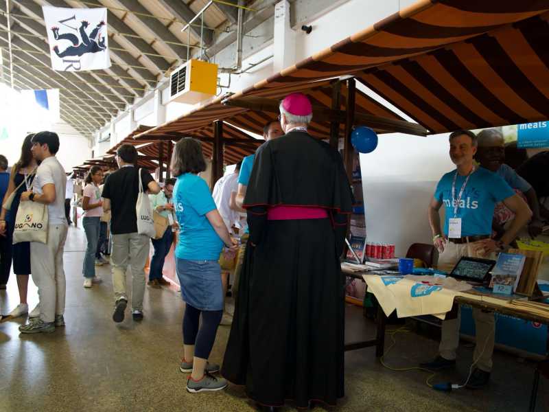Il Villaggio dei Giovani durante la Gmg nazionale al Padiglione Conza (foto F. Baggi)