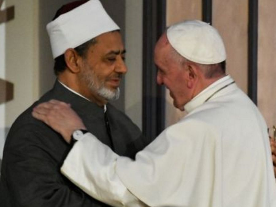 Papa Francesco e Ahmad al-Tayyib nel 2019