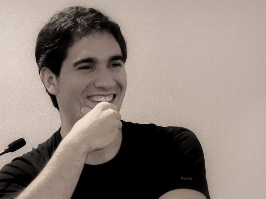 Robert Cheaib, sposo e padre di tre figli. Di origine libanese, scrittore e docente di teologia presso varie università tra cui la Pontificia Università Gregoriana. Membro del Dicastero per i Laici, la Famiglia e la Vita