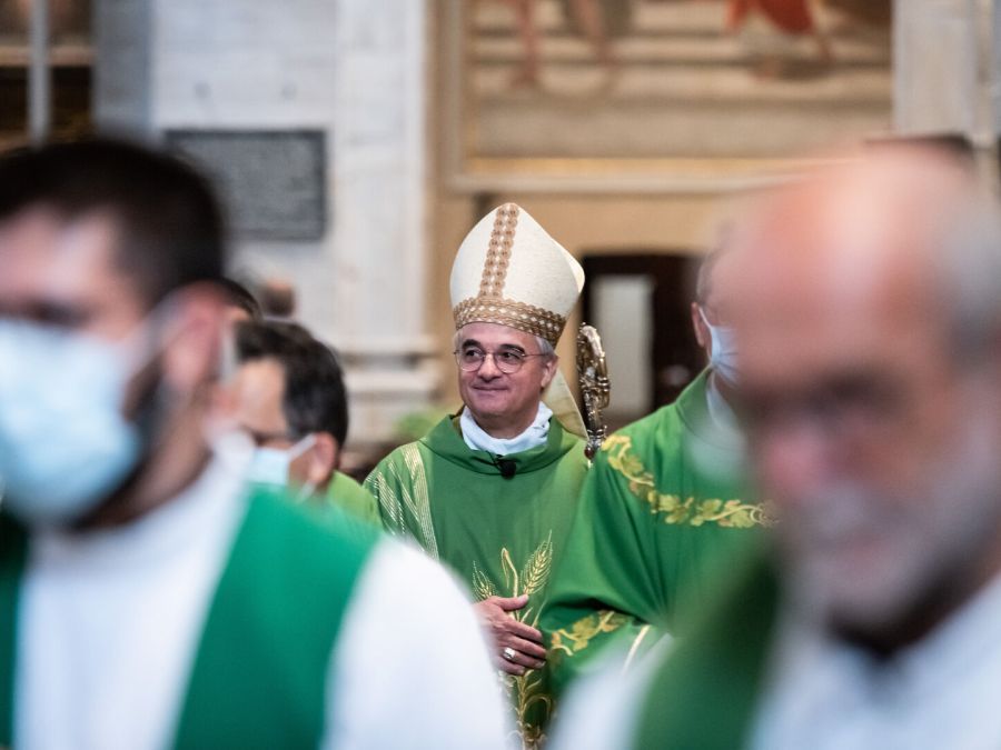 Bellinzona: Curia Vescovile, Santa Messa d’entrata nella Comunità parrocchiale di Bellinzona di Don Maurizio Silini. Nella foto un momento durante la celebrazione della Santa Messa con la presenza del Vescovo Valerio Lazzeri.
© Ti-Press / Elia Bianchi