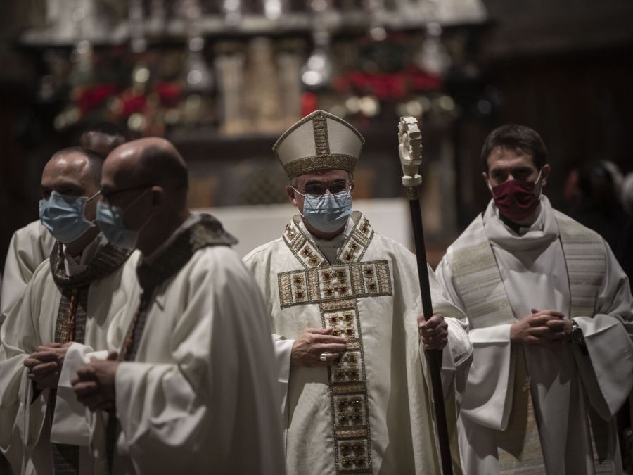 Lugano: Santa Messa nella Vigilia di Natale. Nella foto un momento duranet la Santa Messa nella Vigilia di Natale con la presenza del Vescovo Valerio Lazzeri.
© Ti-Press / Curia Vescovile / Pablo Gianinazzi