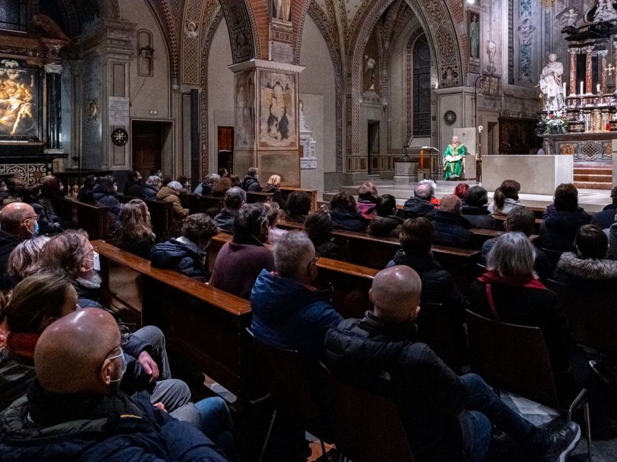 La celebrazione in ricordo di don Giussani con il vescovo Lazzeri (15 febbraio 2022)