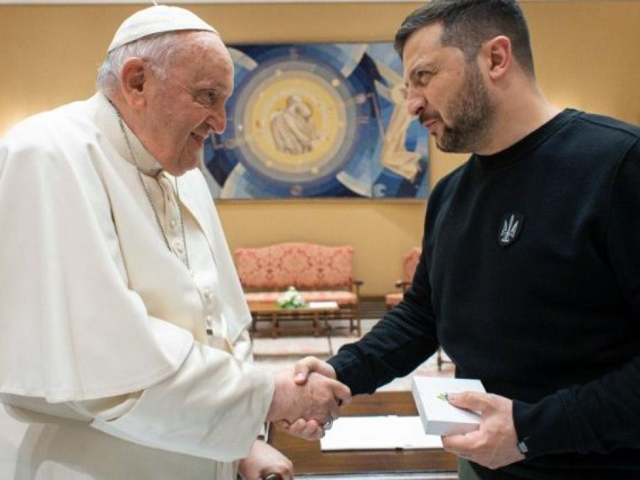 Volodymyr Zelensky, presidente della Repubblica di Ucraina, ricevuto dal Papa il 13 maggio 2023