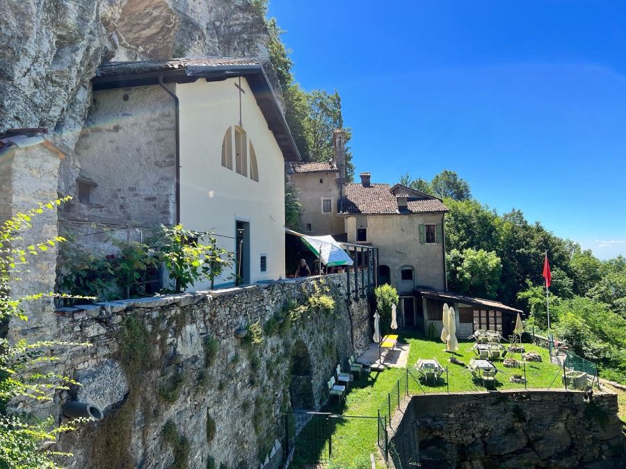 L'eremo e il grotto San Nicolao sopra Mendrisio