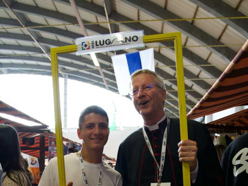 Mons. de Raemy alla Gmg nazionale a Lugano (foto F. Baggi)